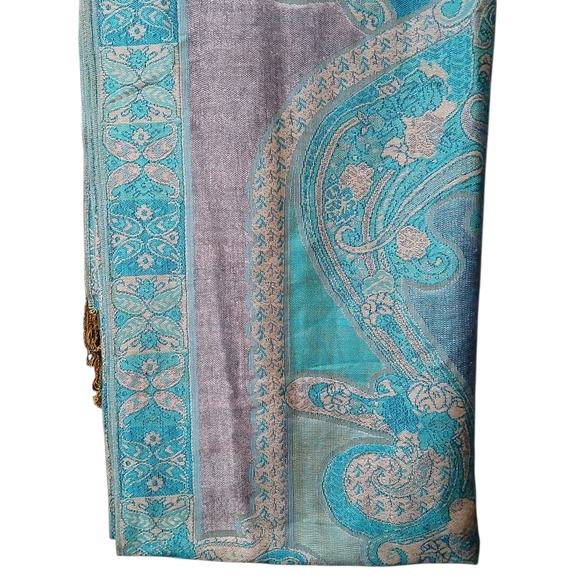 Pashmina Teal and Beige Paisley Scarf - Picture 6 of 6